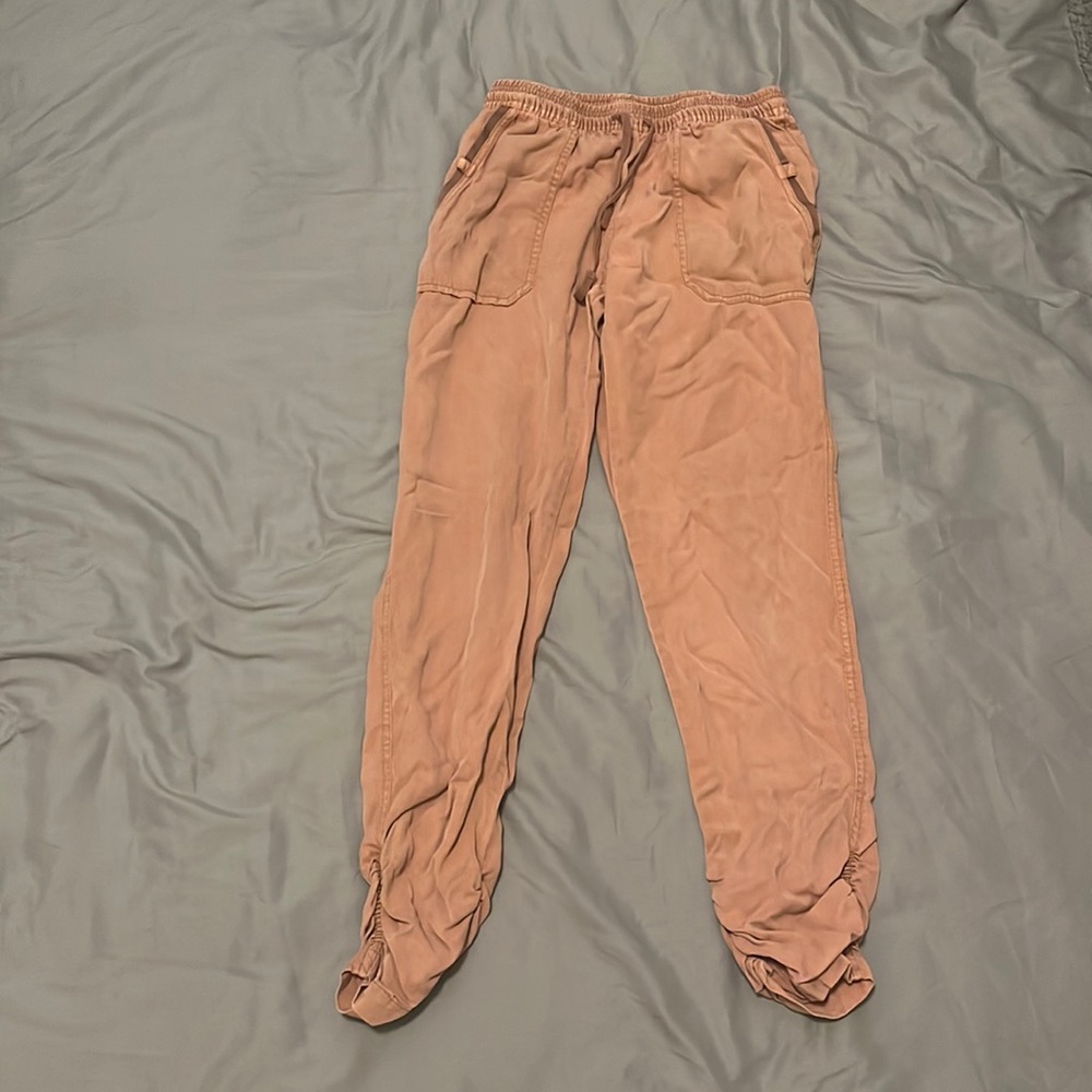 Coral elastic pants